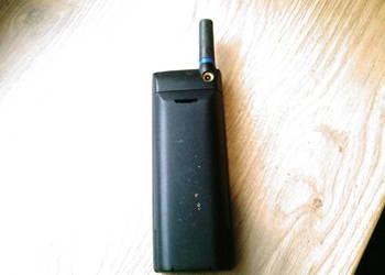 sprzedam stary telefon