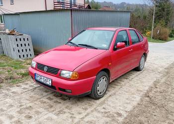 Volkswagen Polo 1.6 benzyna