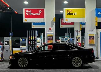 Audi A8 d3 3.7