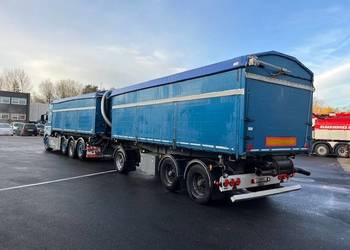 Wywrotka do zboza z zasysaniem.odkurzacz