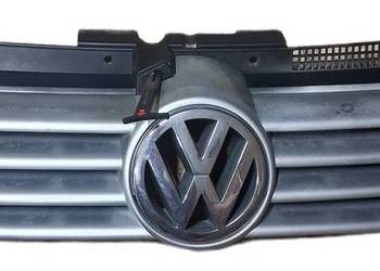 Atrapa grill przedni VW Golf IV Variant 1J5853655C emblemat VW LA7W