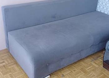 Nowoczesna szara sofa rozkładana, welur, na srebrnych nóżkach Warszawa Wola
