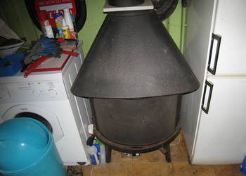 Kominek wolnostojący .