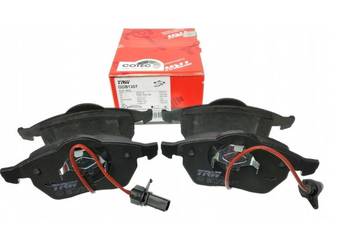 KLOCKI TRW PRZÓD Audi A4 B5 B6 B7 A6 C5 C6 PASSAT EXEO SUPERB I