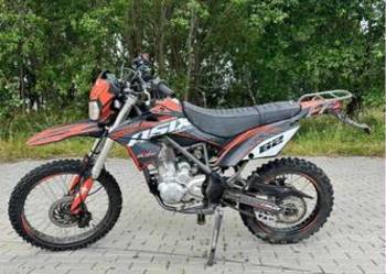 Cross Asix defender 150