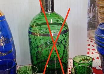 Karafki z kieliszkami. Karafki z kieliszkami.