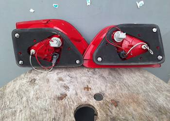 2 Lampy   z tylniej klapy od bagaznika seat altea xl