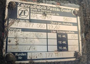 Zwrotnica mostu APL-B755 – prawa i lewa. ZF, Cat, Liebherr