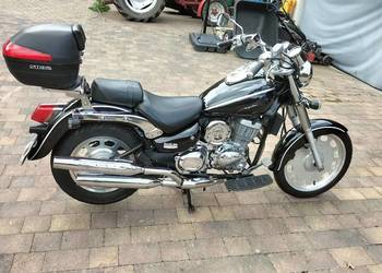 Oferuje motocykl Daylim Daystar