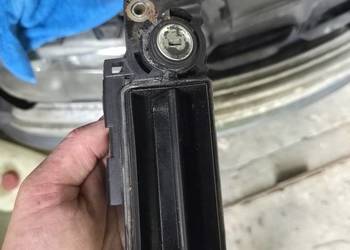 Zamek Klapy Tył Klamka Wkładka Mercedes W203 Sedan A2037500093 Valeo