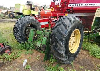 Koła opony 18.4/15%-26 do kombajnu john deere 952.950