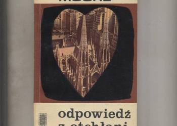 Odpowiedż z otchłani -Brian Moore