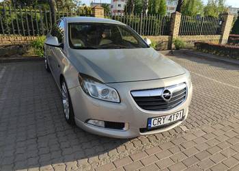 OPEL INSIGNIA A COSMO 2.0 CDTI 131 KM | F40 | BIXENON | 19" | CZARNY SUFIT