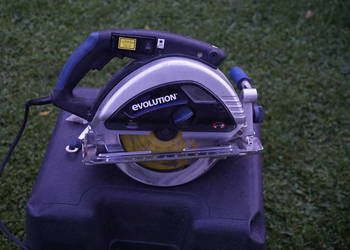 Pilarka Evolution EVO230.