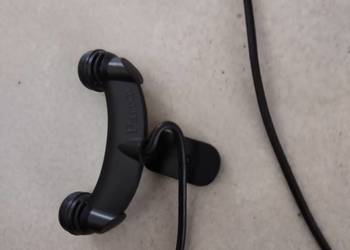 Mikrofon do zestawu samochodowego głośnomówiącego.