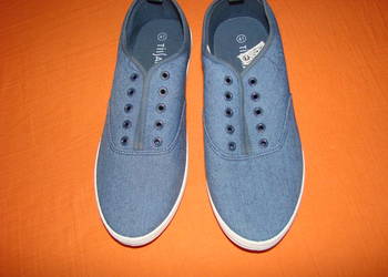 Tissaia tenisówki roz. 41