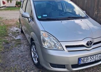 Toyota corolla verso II 2008