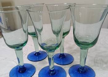 Kieliszki do wina  5 sztuk. Kieliszki do wina  5 sztuk.