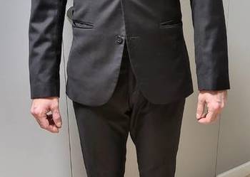 Klasyczny, czarny garnitur, marki Selected Homme, rozm. 46