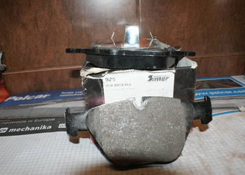 KLOCKI HAMULC. BMW 7 E65 02- SI 925 GDB1498 13.0460-7167.2