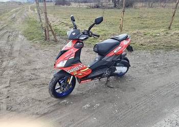 Aprilia sr50 skuter Aprilia