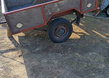 Przyczepka samochodowa