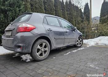 toyota auris  1G3 cała na części drzwi klapa ćwiartka