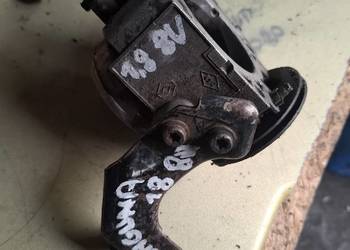 RENAULT LAGUNA I 1,8 8V przepustnica