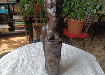 Afrykańska figurka z drzewa hebanowego