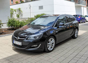 Opel Astra J 2,0CDTI (160KM) Bezwypadkowy Lift 2014 r.