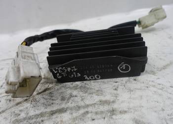 Piaggio Vespa GT GTS 300 REGULATOR NAPIĘCIA Moduł