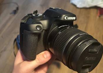 Kamera Canon 4000D