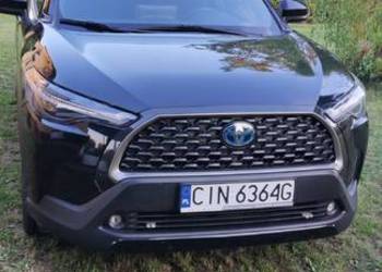 TOYOTA COROLLA CROSS 2.O HYBRYDA 197KM 2023r STYLE z pakietem TECH