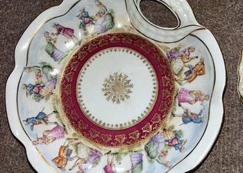 Patera z dziurką. Scenki dworskie. Oskar Schlegelmilch. Biała ze złotem. Patera z dziurką. Scenki dworskie. Oskar Schlegelmilch. Biała ze złotem.