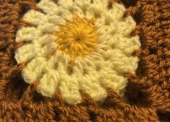 kwadrat Babuni ,sweter, pled, poduszka, 9 - 9.50 cm , NOWE,17 sztuk