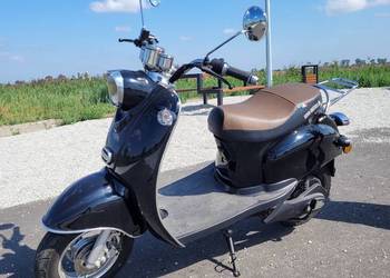 Skuter elektryczny Nova Motors E-Retro Star jak Vespa