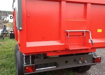 Przyczepa skorupowa URSUS 10T