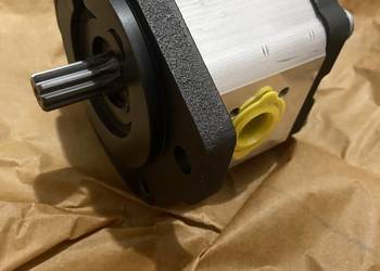87603409 Pompa hydrauliczna T6. T6000 TS Maxxum Puma BOSCH