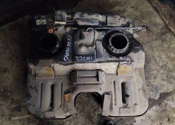 hyundai santa fe II 2,2CRDI bak zbiornik paliwa