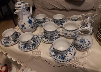 Porcelany serwis na 8 osob  brak jednego taleruyka