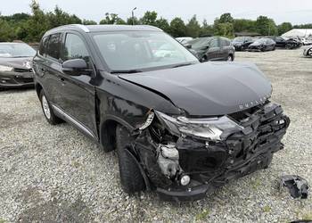 Mitsubishi Outlander 2.0 4WD CVT Diamant Edition+ 2017r Uszkodzony OKAZJA