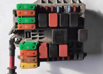 Fiat Linea  skrzynka bezpieczników 51799847