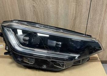 Volkswagen Taigo reflektor prawy przód full led