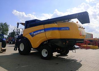 Kombajn New Holland CH7.70