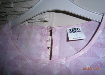 bluzka w kolorze bladego różu Vero Moda