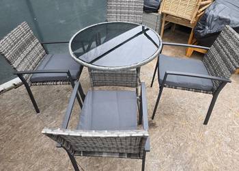 Zestaw mebli ogrodowych 4 krzesła + okrągły stół technorattan