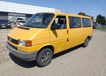 VW T4 długi 9-osobowy,2,4 diesel
