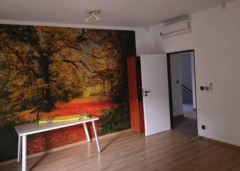 Atrakcyjny lokal usługowy 68 m² z klimatyzacją i parkingiem – Kraków, os. K