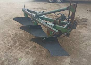 Pług 3-skibowy polski grudziądzki nowego typu