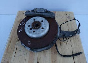 BMW F10 535 3.0 i PRZEDNIA PRAWA ZWORNICA PIASTA prawy przód Tarcza zacisk